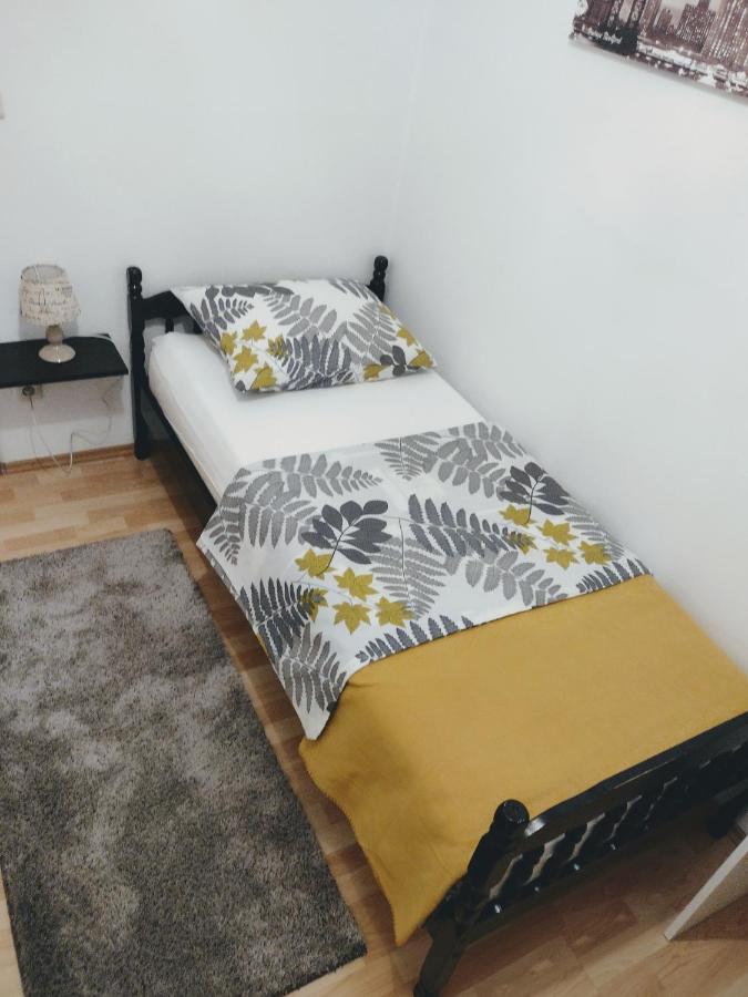 Kalauz Rooms Лозовац Екстер'єр фото